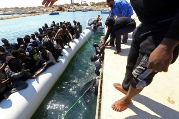 الأورومتوسطي: تصاعد تدفق المهاجرين عبر المتوسط وانقاذ حياة الآلاف