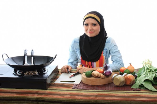 بالفيديو: كيف تحضرين مطبخك لاستقبال رمضان؟