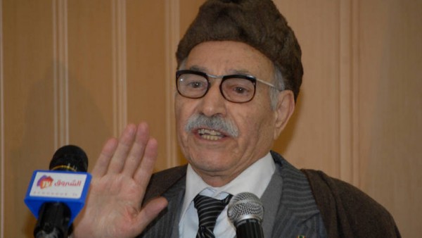 وزير الأوقاف الجزائري الأسبق يطلق 3 رصاصات على زوجته!