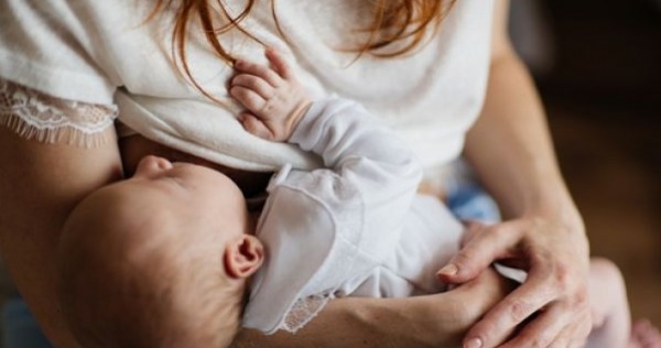 5 أشياء غير متوقعة تؤثر على إدرار حليب الرضاعة