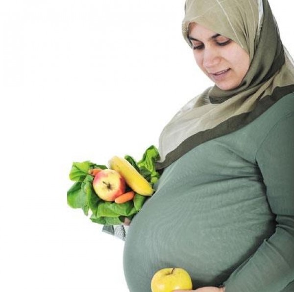 بالفيديو: ما هو حكم افطار الحامل في رمضان؟