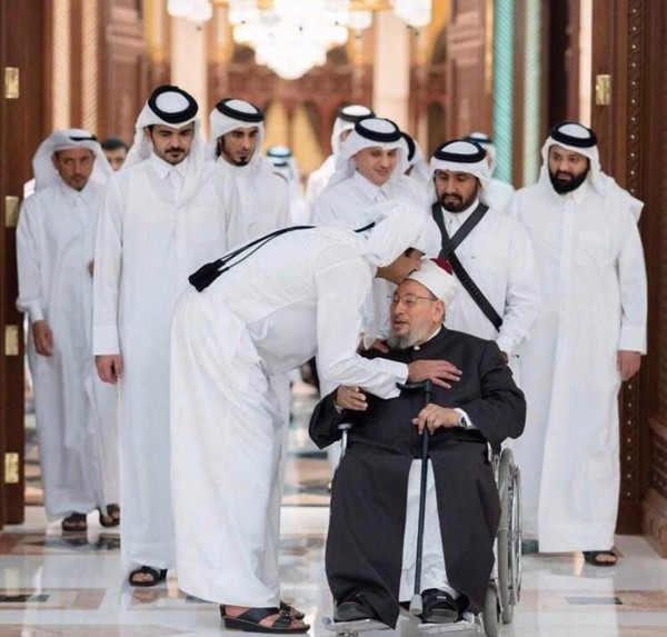 السعودية تطالب قطر بالتحرك ضد القرضاوي والشخصيات المحظورة