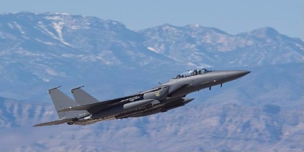 أمريكا تبيع قطر مقاتلات "F15" بقيمة 12 مليار دولار