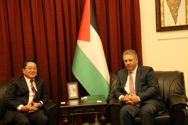 السفير دبور يلتقي السفير الياباني في لبنان