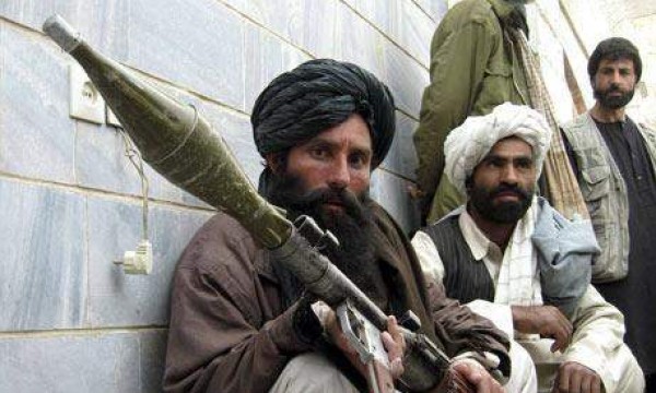نفذته حركة طالبان..هجوم مسلح بأفغانستان يودي بحياة 10 أفراد أمن