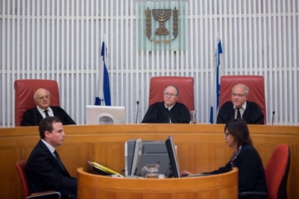 محكمة إسرائيلية تجمد مزاد علني لبيع وثائق عسكرية سرية