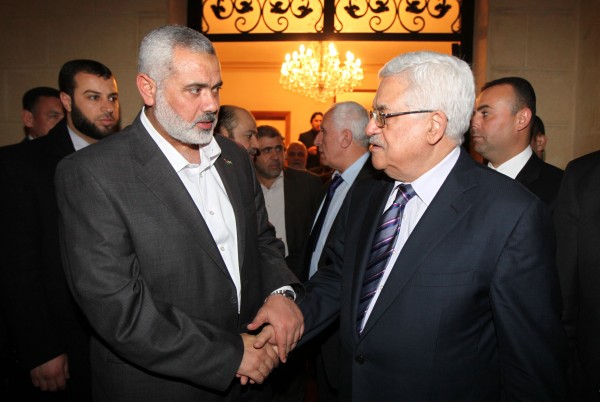 بعد منع حلس.. هل قطعت حماس "شعرة معاوية" مع الرئيس؟