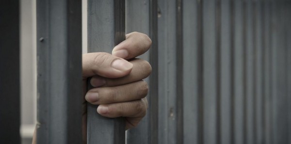 هندية ثملة تقتل والد زوجها بضرب خصيته