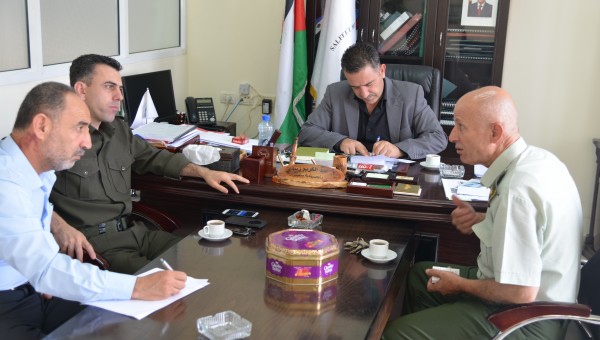 رئيس بلدية سلفيت يستقبل مدير عام الخدمات الطبية العسكرية بسلفيت