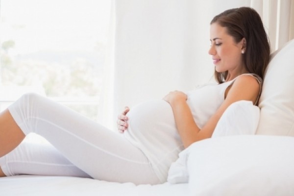 ما الأمور التي تحتاج الأم معرفتها قبل الولادة؟