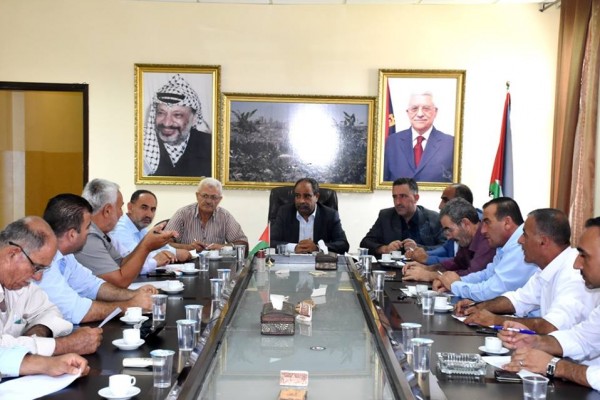 محافظ سلفيت يترأس اجتماع الهيئات المحلية