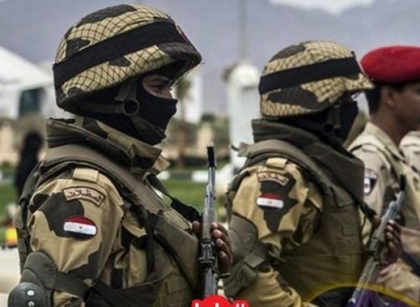 الجيش المصري يقتل 3 مسلحين"شديدي الخطورة"