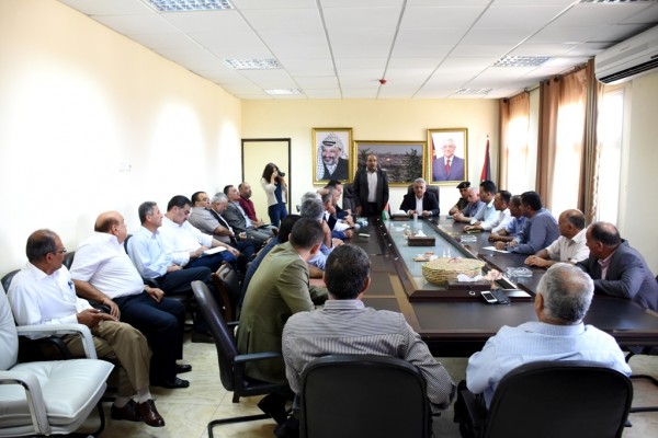 محافظ سلفيت يلتقي رئيس سلطة المياه لبحث الاستغلال الأمثل للمياه