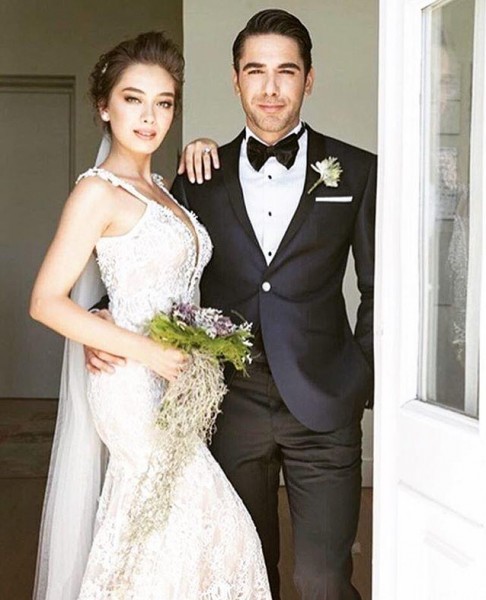 استوحي فستان زفافك من نجمات تركيا