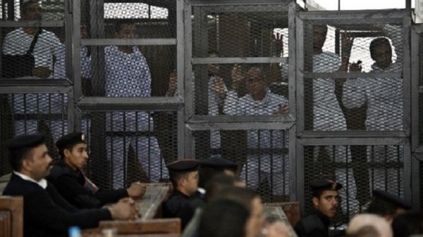 إحالة أوراق 8 مصريين للمفتي بتهمة قتل عناصر من الشرطة
