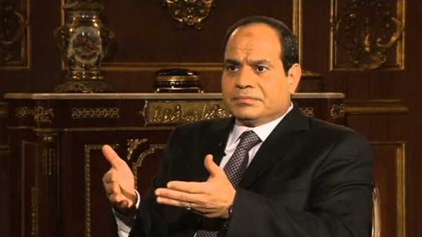 السيسي يعزي أهالي ضحايا حادثة القطارين