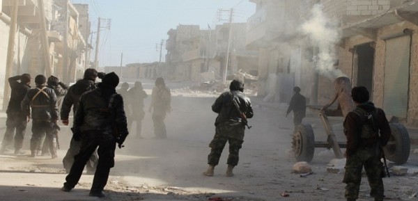 تواصل الاشتباكات بين الجيش السوري والمعارضة في ريف دمشق