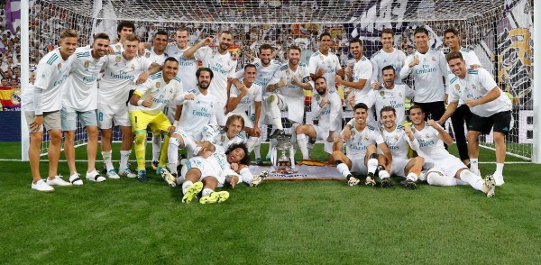 ريال مدريد يتخطى برشلونة ويحرز كأس السوبر الأسباني