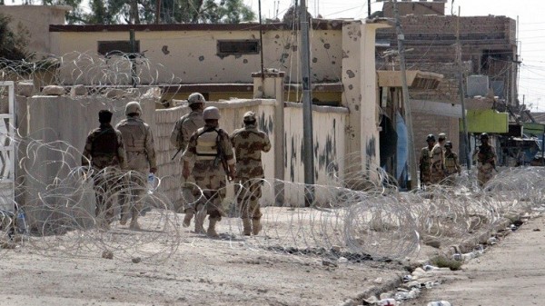 الحشد الشعبي يدمر مواقع تنظيم الدولة في تلعفر ويستعد لاقتحامها