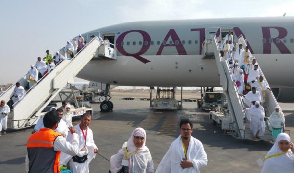 تصرف غير متوقع من مواطن سعودي مع حجاج قطر