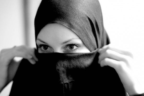 ماذا قال خالد الجندي على قوانين تونس؟