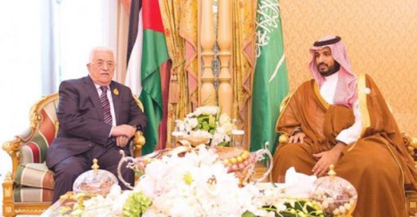 خلال اتصال هاتفي.. الرئيس عباس وولي العهد السعودي يبحثان ملف المفاوضات