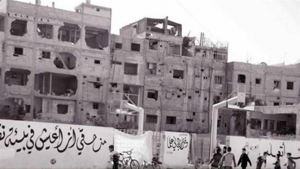تنظيم الدولة يمنع التعليم خارج المدارس التي يسيطر عليها جنوب دمشق