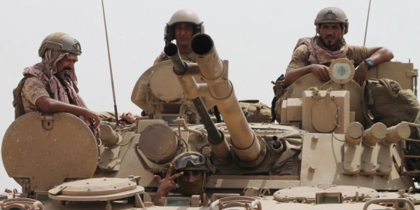 التحالف العربي يعترض 3 صواريخ باليستية غربي تعز