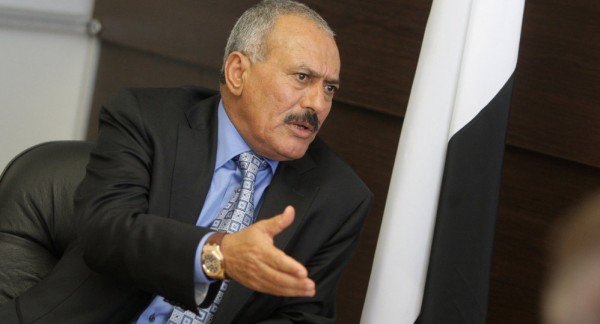 الحوثيون وضعوا "صالح" تحت الإقامة الجبرية