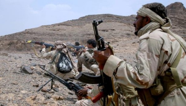 الجيش اليمني يقتل 5 مسلحين وقيادي من الحوثيين