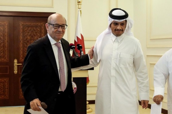 وزيرا خارجية قطر وفرنسا يبحثان الأزمة الخليجية