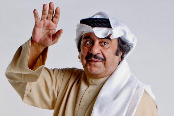 دموع مذيعة تلفزيون الكويت أثناء تعزيتها لبشار عبدالحسين عبدالرضا