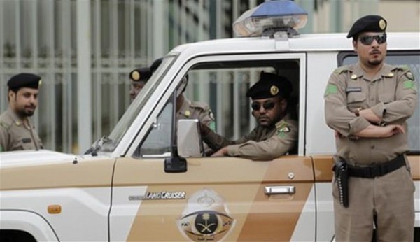 البحث عن إفريقي مصاب بـ"الإيدز" في السعودية