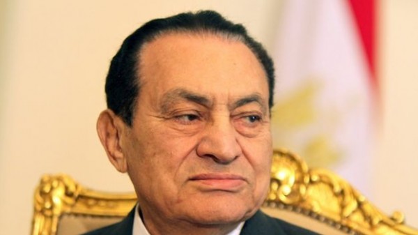 صورة جديدة.. ظهور لافت لـ"مبارك" في الساحل الشمالي
