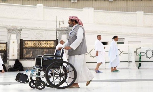 طاف لأكثر من 700 مرة بالكعبة ولم يحج.. فما السبب؟