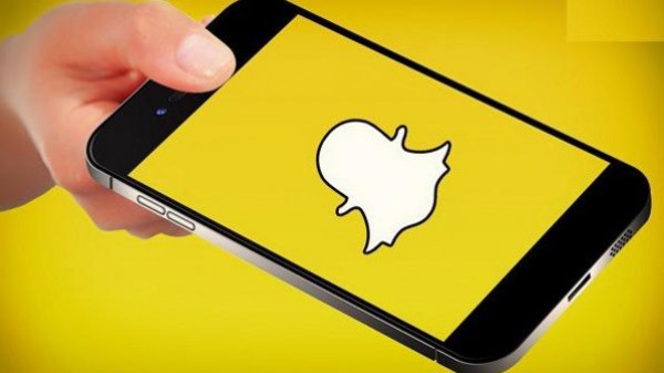 "سناب شات" يحذف قناة الجزيرة في السعودية