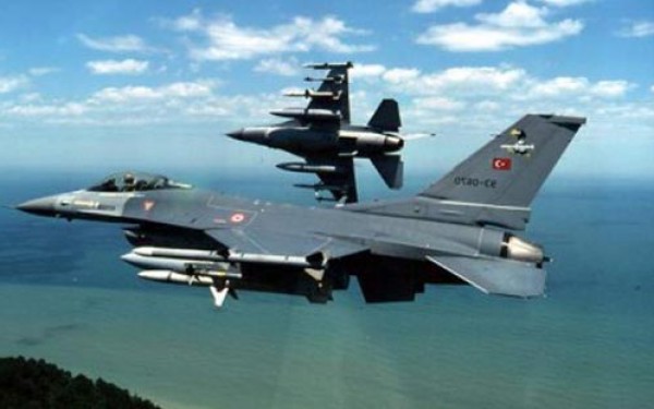 طائرات تركية تقصف أهدافاً كردية شمال العراق