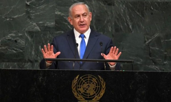 نتنياهو: أقول لديكتاتور إيران خامنئي: ضوء إسرائيل لن ينطفئ أبدًا