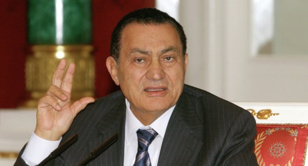 فيديو.. عمرو موسى: مبارك كان "منوفي" وله نظرة ثاقبة