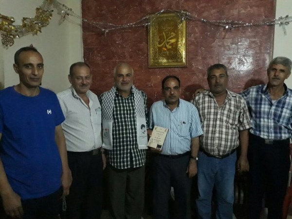 التحرير الفلسطينية تزور الشيخ بسام شقير والحجاج لتهنئتهم بأداء فريضة الحج