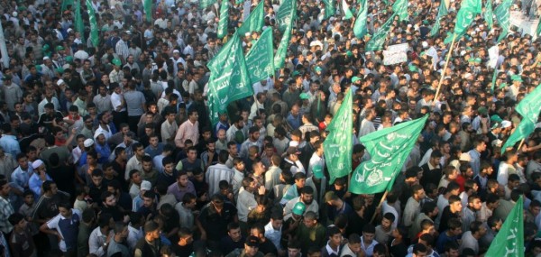 حماس: نستغرب خلو بيان مركزية فتح من إلغاء الإجراءات بحق غزة