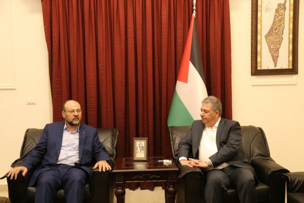 السفير دبور يستقبل ممثل حماس في لبنان
