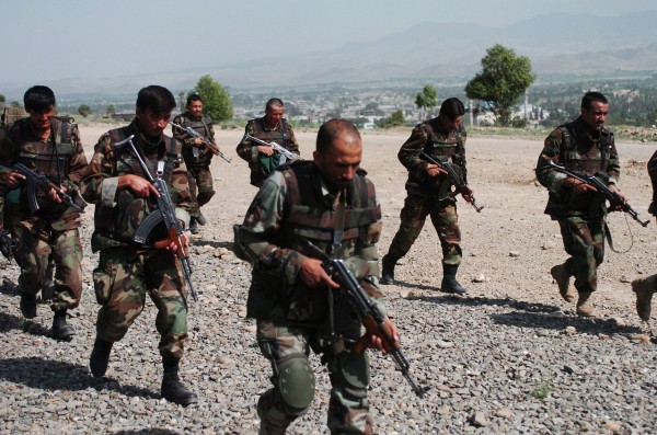 مقتل 6 شرطيين في هجمات منفصلة بأفغانستان