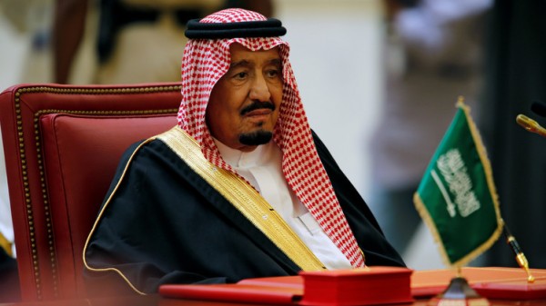 الملك سلمان: الأمن والاستقرار في السعودية قبل كل شيء