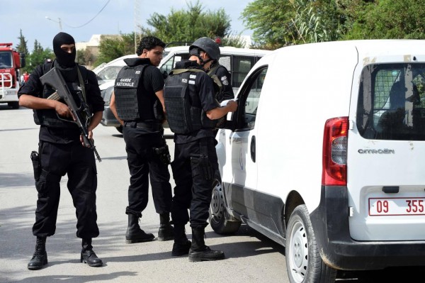 تونس تحيل "831" مشتبهاً بهم للقضاء في قضايا "إرهاب"