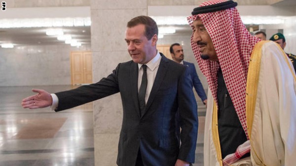 الملك سلمان:حل أزمتي سوريا واليمن يتطلب وقف إيران لسياستها التوسعية