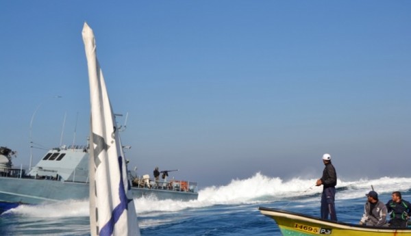 نقيب الصيادين: لم نُبلغ بقرار توسيع مساحة الصيد في بحر غزة