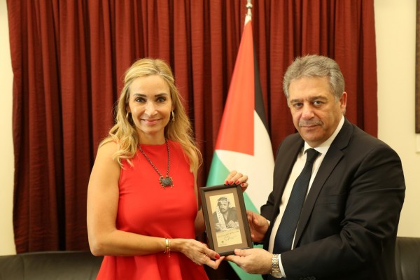 السفير دبور يستقبل سفيرة سويسرا في لبنان