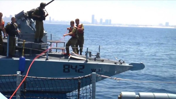 البحرية الاسرائيلية تنقذ 4 إسرائيليين من الغرق..مصرع اسرائيلي غرقا حيفا