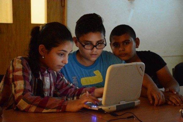 مركز يافا يختتم دورة تدريبية في تعليم لغة البرمجة للأطفال